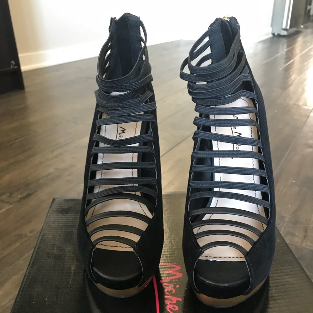 Platform stilettos - Picture 2 of 5